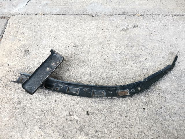 bontott HONDA ACCORD Jobb Fényszóró Tartó