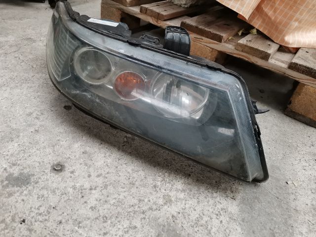 bontott HONDA ACCORD Jobb Fényszóró