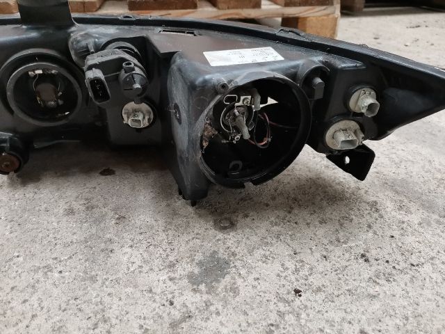 bontott HONDA ACCORD Jobb Fényszóró