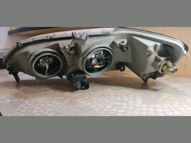 bontott HONDA ACCORD Jobb Fényszóró