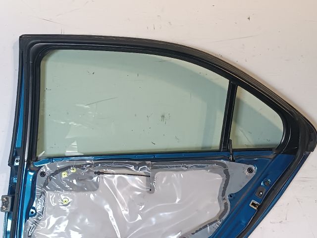 bontott HONDA ACCORD Jobb hátsó Ajtó (Részeivel)