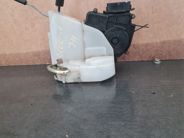 bontott HONDA ACCORD Jobb hátsó Ajtózár