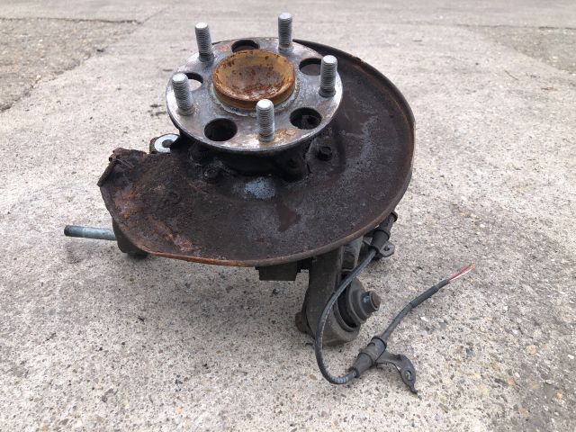 bontott HONDA ACCORD Jobb hátsó Csonkállvány Kerékaggyal