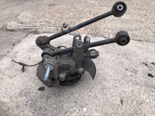 bontott HONDA ACCORD Jobb hátsó Csonkállvány Kerékaggyal