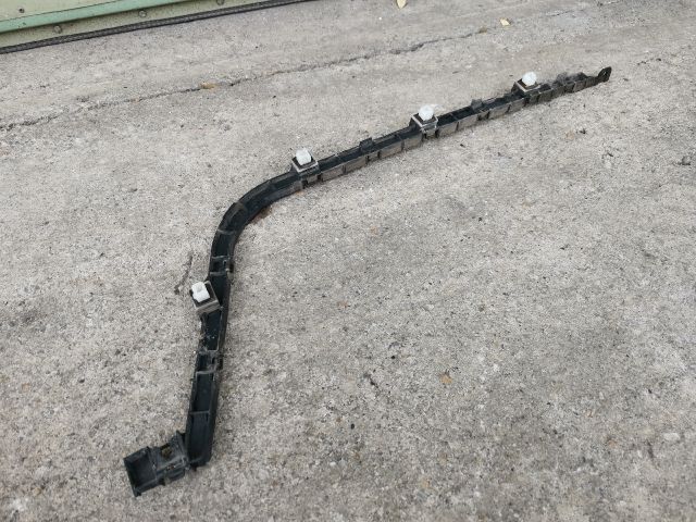 bontott HONDA ACCORD Jobb hátsó Lökhárító Tartó (Műanyag)