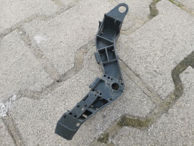 bontott HONDA ACCORD Jobb hátsó Lökhárító Tartó (Műanyag)