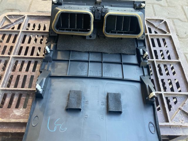 bontott HONDA ACCORD Középső Szellőző