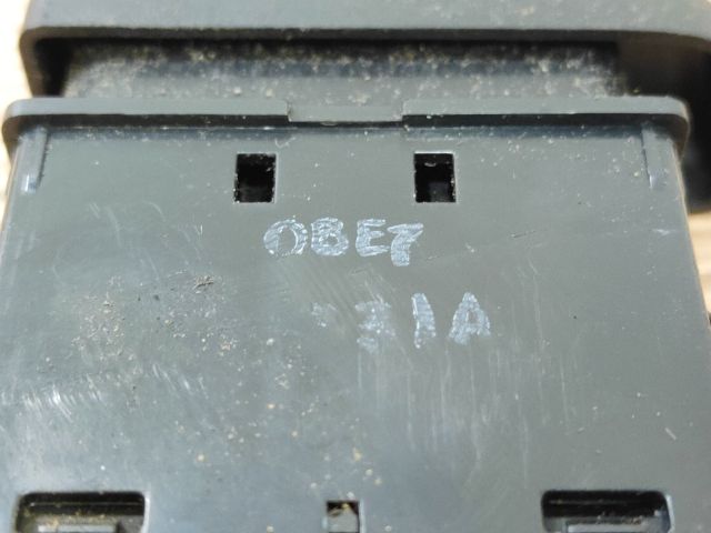 bontott HONDA ACCORD Vészvillogó Kapcsoló