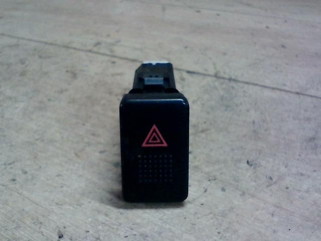 bontott HONDA ACCORD Vészvillogó Kapcsoló