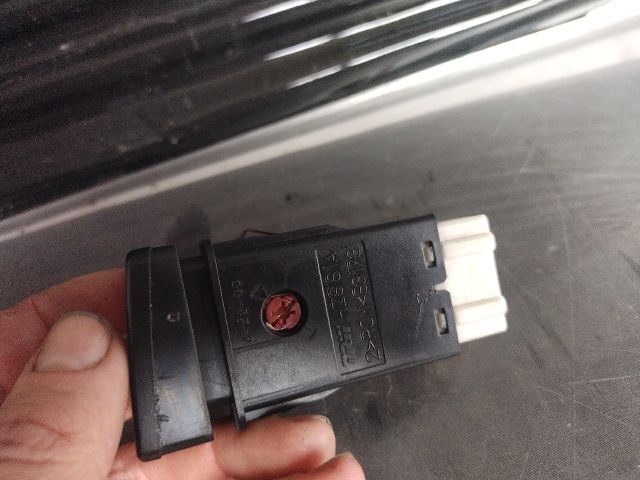 bontott HONDA ACCORD Vészvillogó Kapcsoló