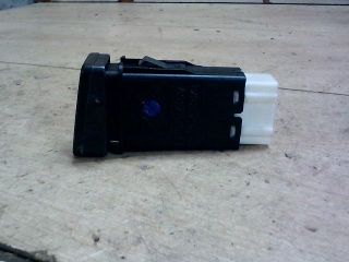 bontott HONDA ACCORD Vészvillogó Kapcsoló