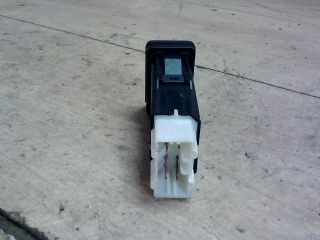 bontott HONDA ACCORD Vészvillogó Kapcsoló