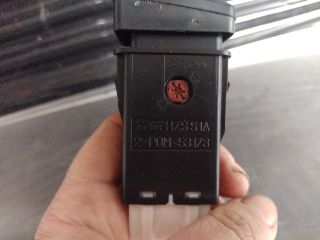 bontott HONDA ACCORD Vészvillogó Kapcsoló