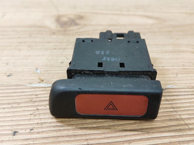 bontott HONDA ACCORD Vészvillogó Kapcsoló