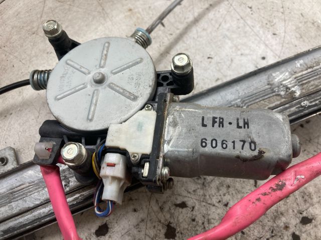 bontott HONDA City Bal első Ablakemelő Szerkezet (Elektromos)