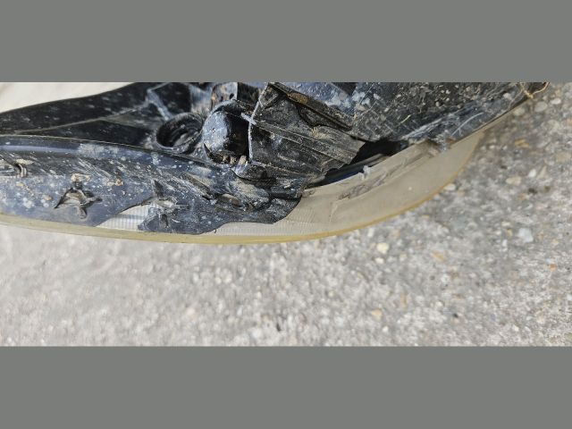 bontott HONDA City Bal Fényszóró