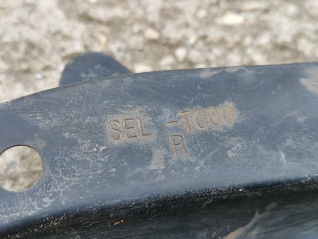 bontott HONDA City Jobb Fényszóró Tartó