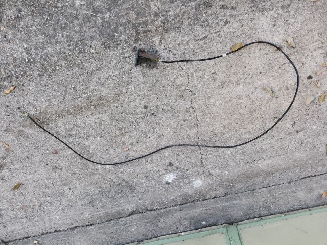 bontott HONDA City Motorháztető Nyitó Bowden