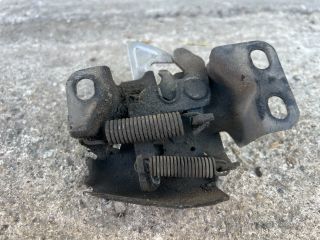 bontott HONDA City Motorháztető Zárszerkezet