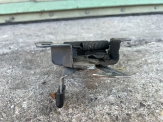 bontott HONDA City Motorháztető Zárszerkezet