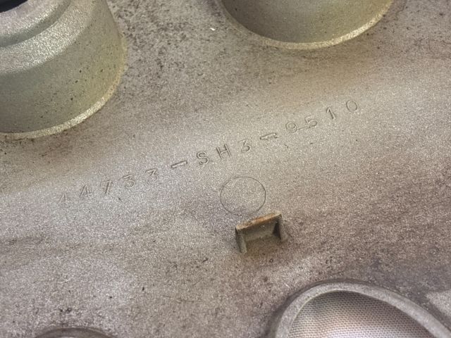 bontott HONDA CIVIC IV Dísztárcsa (1 db)