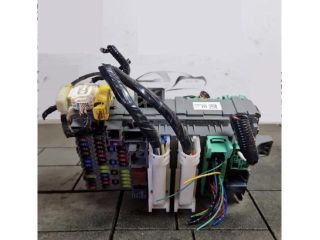 bontott HONDA CIVIC IX Biztosítéktábla Motortér