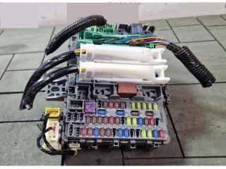 bontott HONDA CIVIC IX Biztosítéktábla Utastér