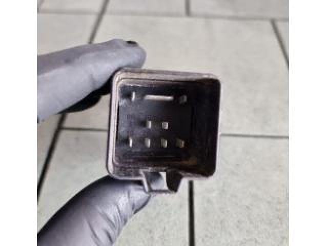 bontott HONDA CIVIC IX Izzító Relé