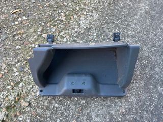 bontott HONDA CIVIC V Kesztyűtartó