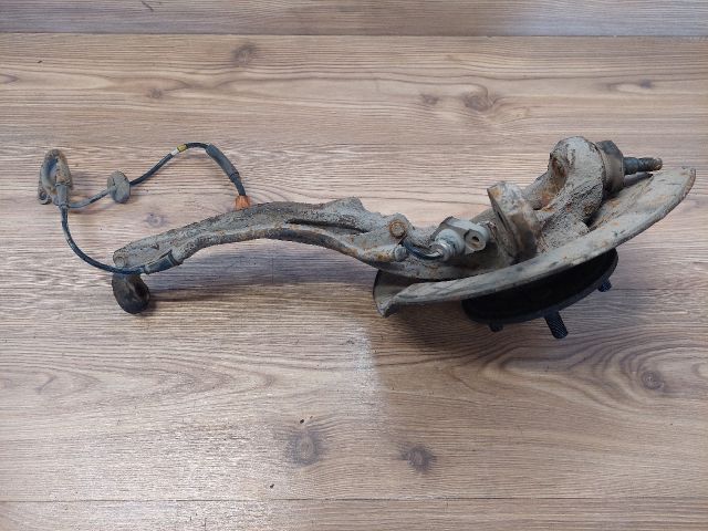 bontott HONDA CIVIC VI Bal első Csonkállvány Kerékaggyal