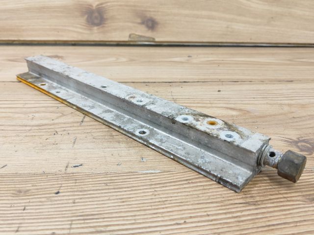 bontott HONDA CIVIC VI Porlasztó Sor / Híd