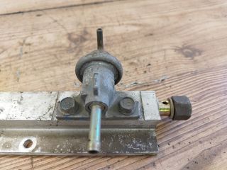 bontott HONDA CIVIC VI Porlasztó Sor / Híd