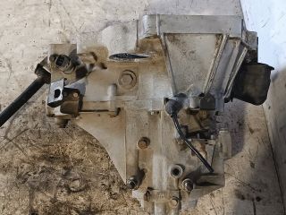 bontott HONDA CIVIC VI Váltó (Mechanikus)
