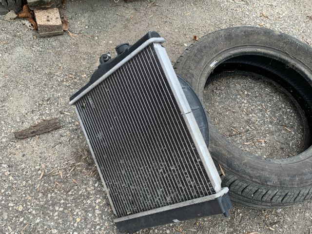 bontott HONDA CIVIC VI Vízhűtő Radiátor (Nem klímás)