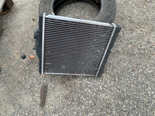 bontott HONDA CIVIC VI Vízhűtő Radiátor (Nem klímás)