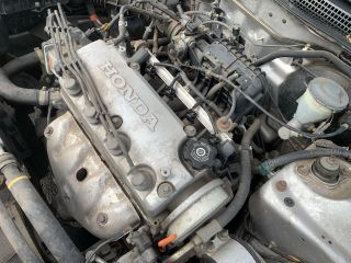 bontott HONDA CIVIC VI Motor (Fűzött blokk hengerfejjel)