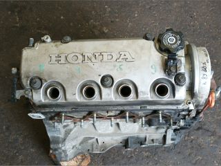 bontott HONDA CIVIC VI Motor (Fűzött blokk hengerfejjel)