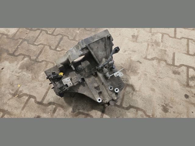 bontott HONDA CIVIC VI Váltó (Mechanikus)