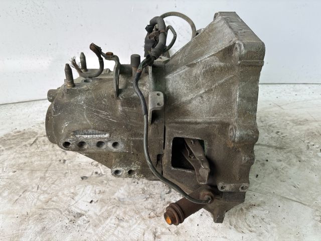 bontott HONDA CIVIC VI Váltó (Mechanikus)