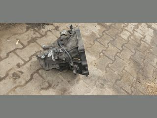 bontott HONDA CIVIC VI Váltó (Mechanikus)