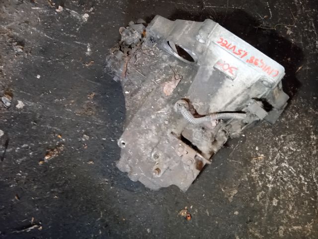bontott HONDA CIVIC VI Váltó (Mechanikus)