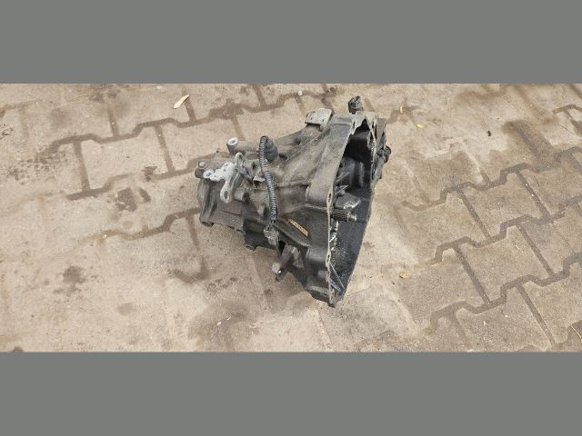 bontott HONDA CIVIC VI Váltó (Mechanikus)