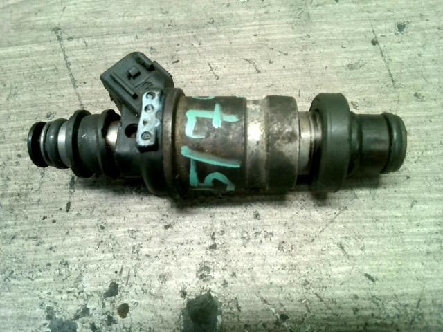 bontott HONDA CIVIC VI Porlasztó (1 db)