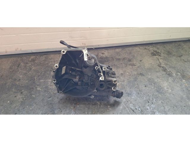 bontott HONDA CIVIC VI Váltó (Mechanikus)