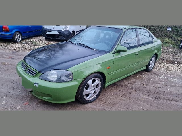 bontott HONDA CIVIC VI Felső Vezérlés Burkolat