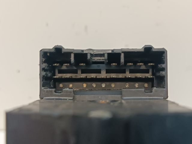 bontott HONDA CIVIC VI Ablakemelő Kapcsoló Négyes / Kettes