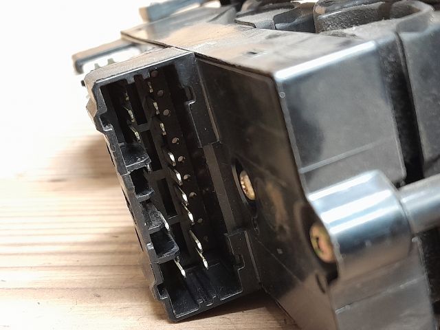 bontott HONDA CIVIC VI Ablakemelő Kapcsoló Négyes / Kettes