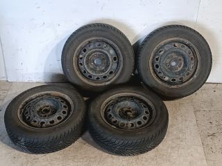 bontott HONDA CIVIC VI Acélfelni Szett Gumival