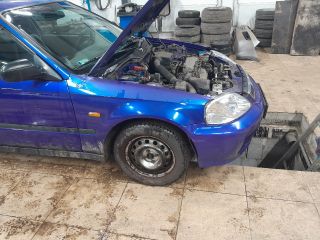 bontott HONDA CIVIC VI Bal B Oszlop Burkolat