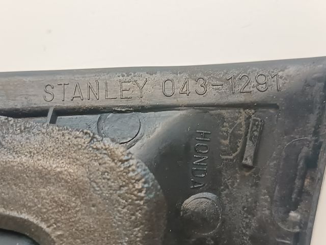 bontott HONDA CIVIC VI Bal Belső Hátsó Lámpa